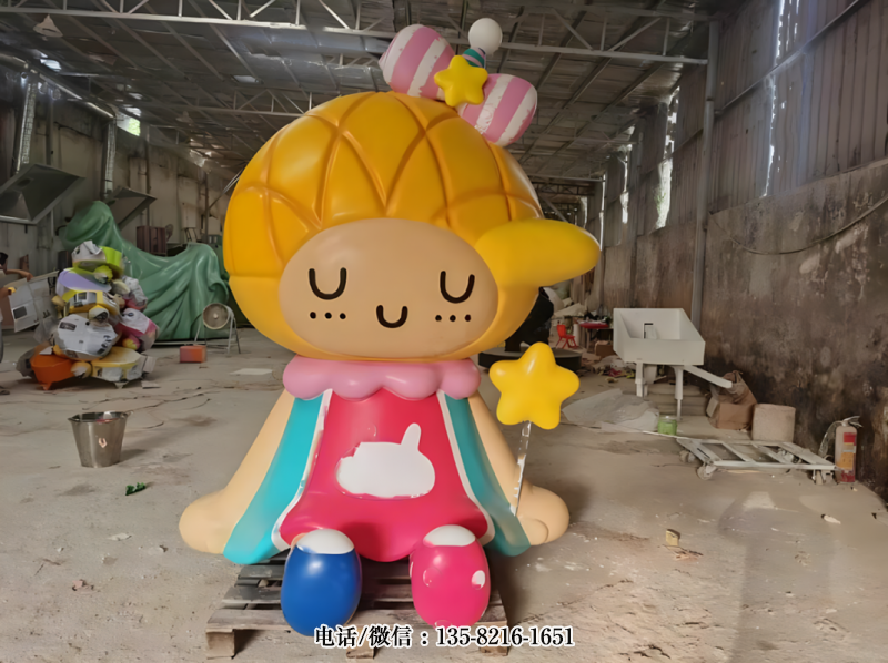 玻璃鋼卡通菠蘿公仔雕塑 玻璃鋼卡通菠蘿公仔雕塑